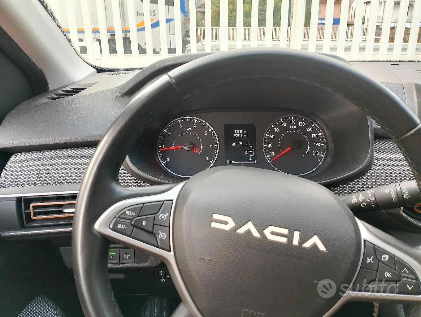 Dacia Sandero 2023 photo 3