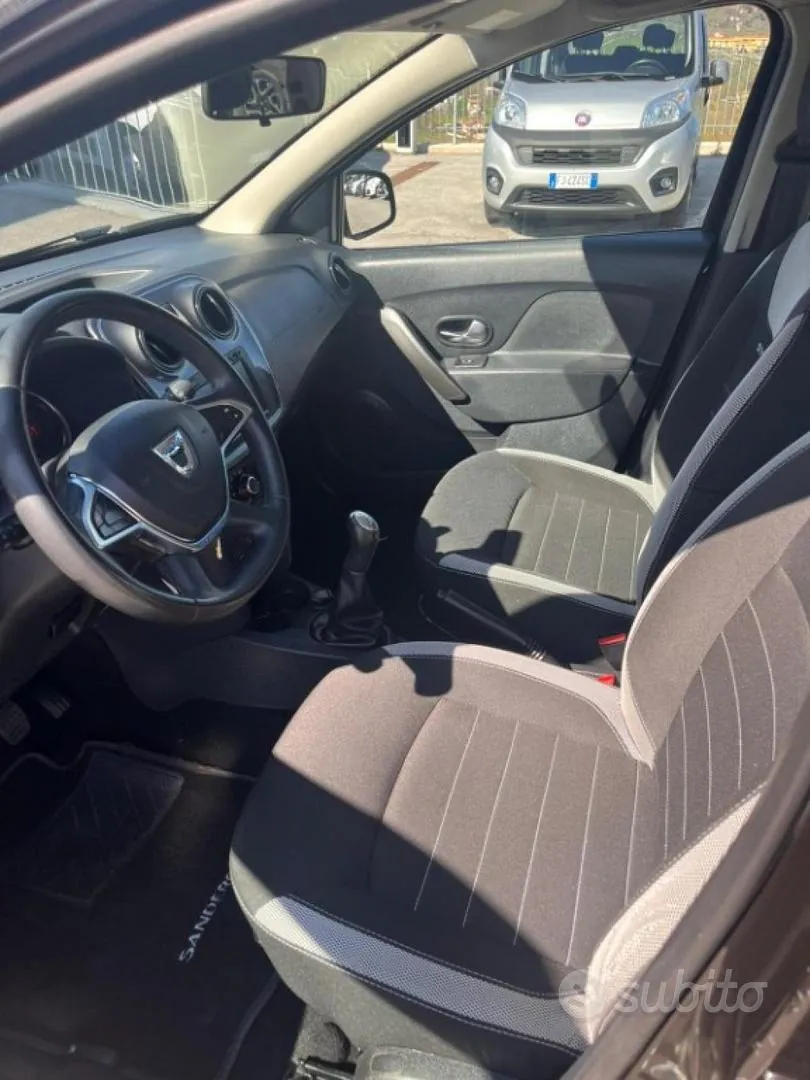 Dacia Sandero Stepway 2020 photo 2