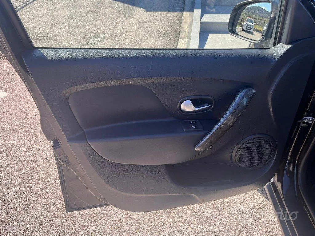Dacia Sandero Stepway 2020 photo 3