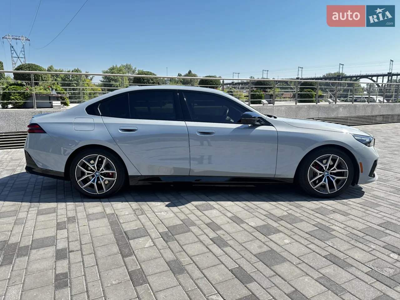 BMW I5 2023 photo 4