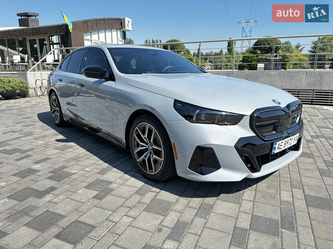 BMW I5 2023 photo 3