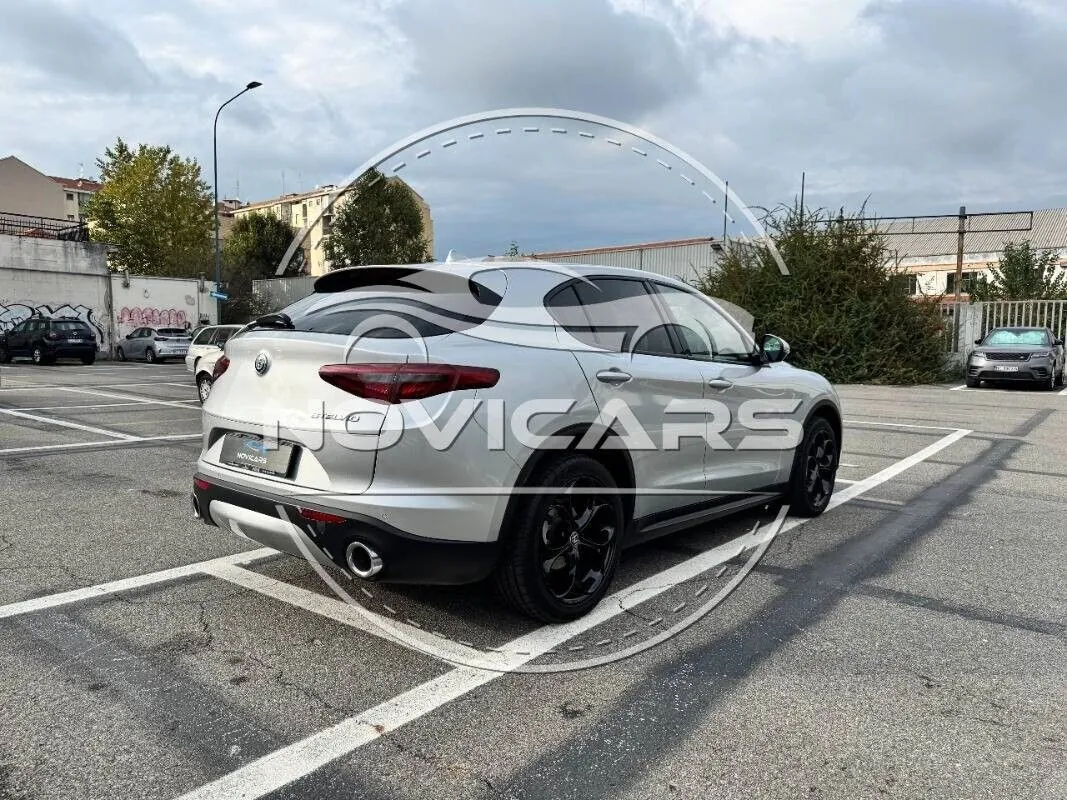 Alfa Romeo Stelvio 2018 photo 3