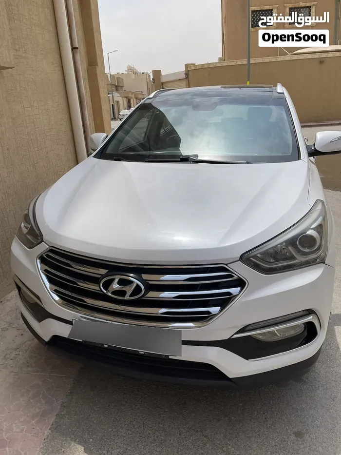 Hyundai Santa Fe 2018 photo 2