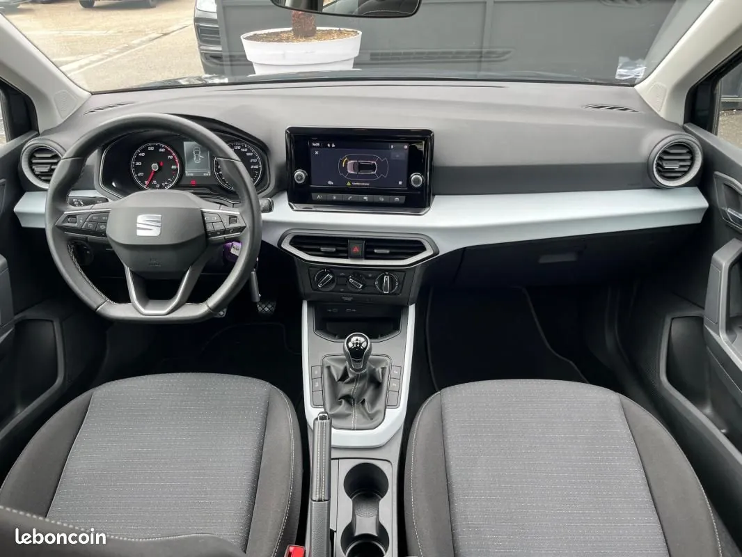 Seat Arona 2023 photo 4