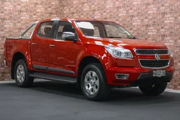 Holden Colorado 2014 photo 2