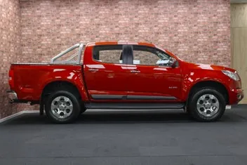 Holden Colorado 2014 photo 3