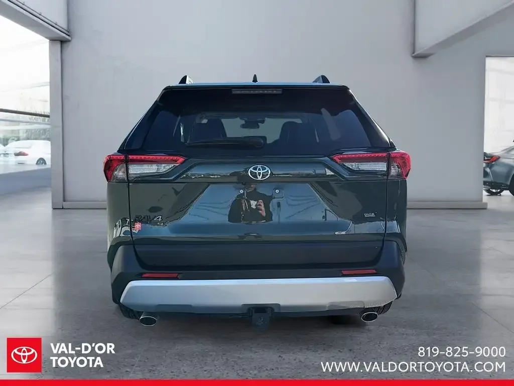Toyota Rav4 2025 photo 3