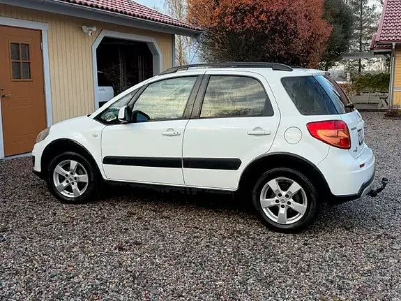 Suzuki Sx4 2011 photo 2