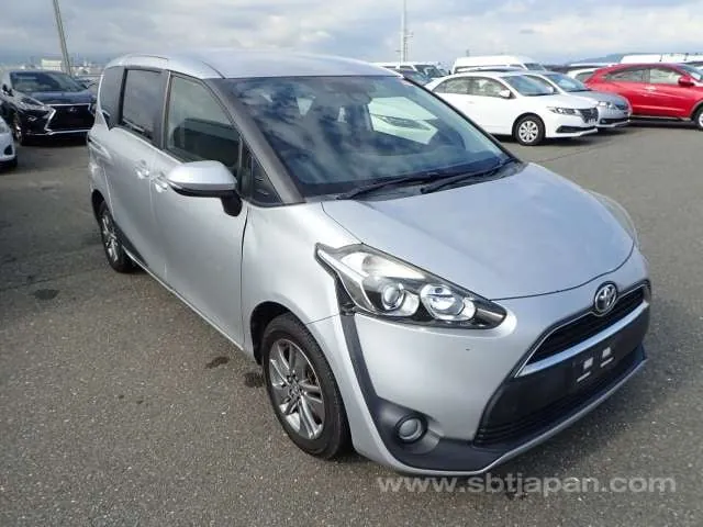 Toyota Sienta G