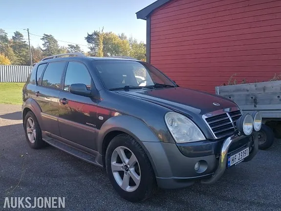 KG Mobility Rexton 2006 photo 2