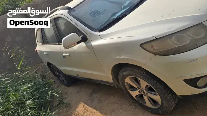 Hyundai Santa Fe 2012 photo 3