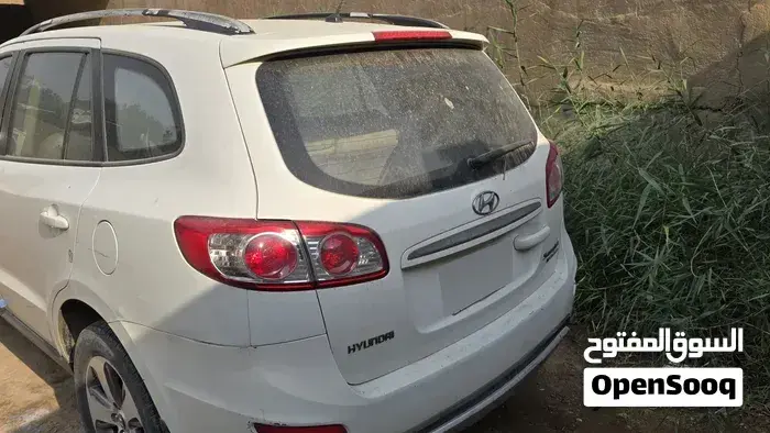 Hyundai Santa Fe 2012 photo 4