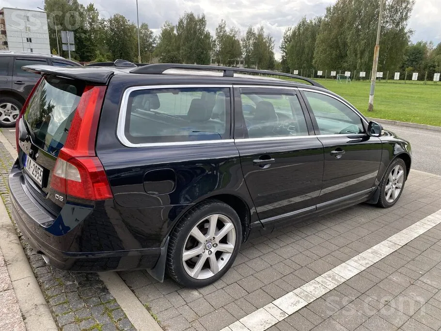 Volvo V70 2011 photo 5
