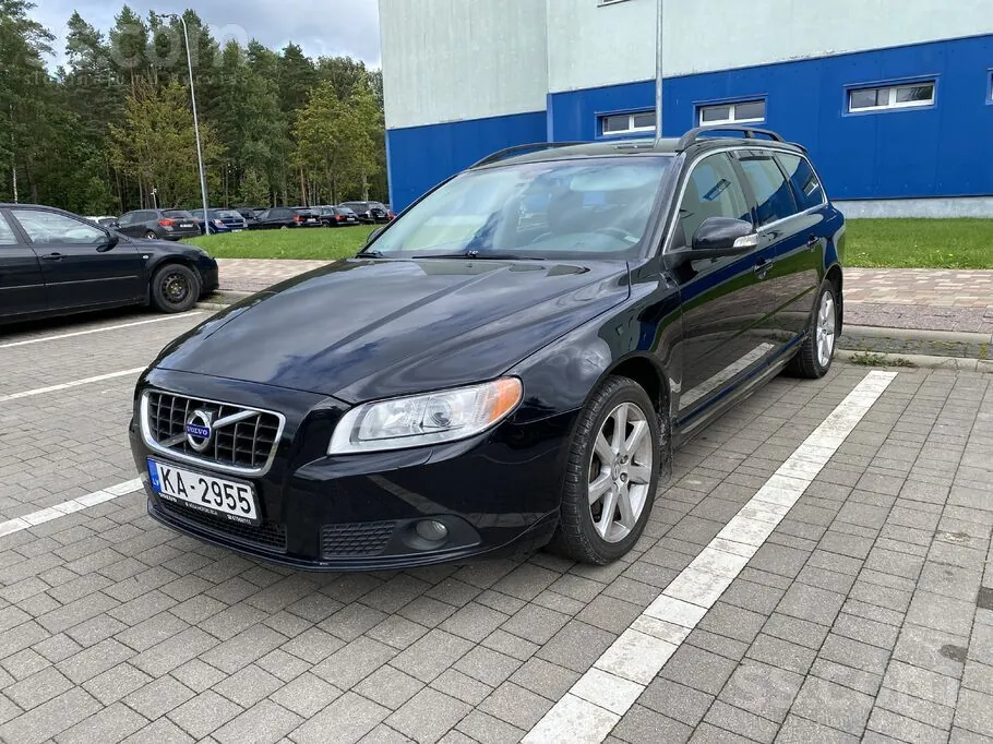 Volvo V70 2011 photo 3