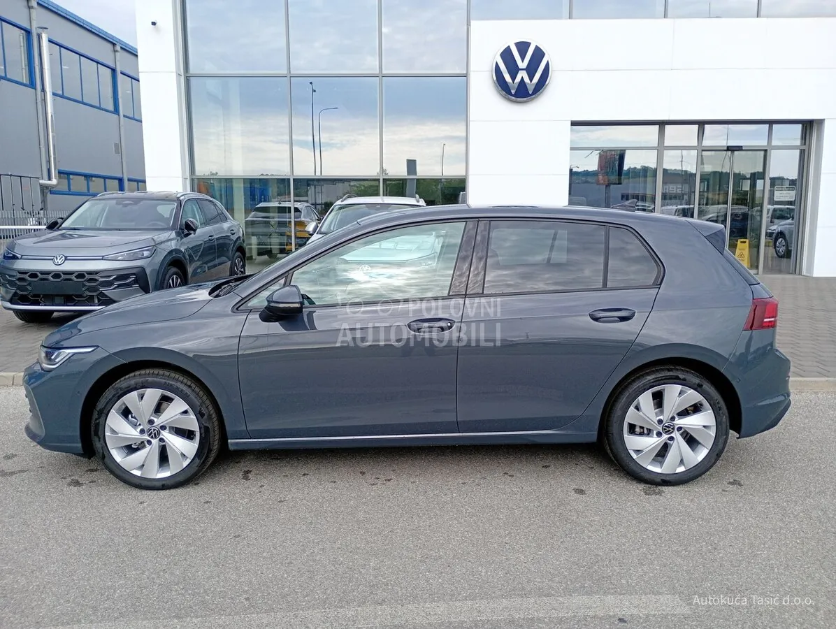 Volkswagen Golf 2026 photo 2