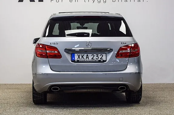 Mercedes-Benz B180 2015 photo 4