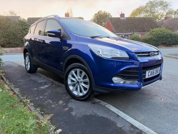 Ford Kuga 2016 photo 2