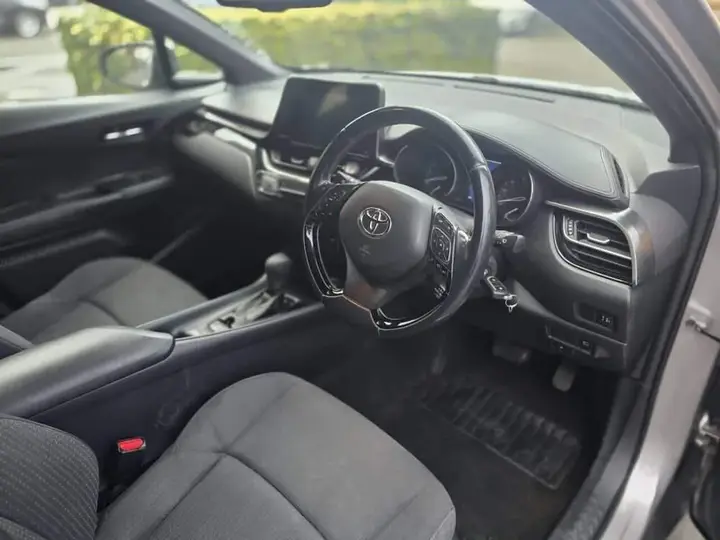 Toyota C-Hr 2017 photo 4