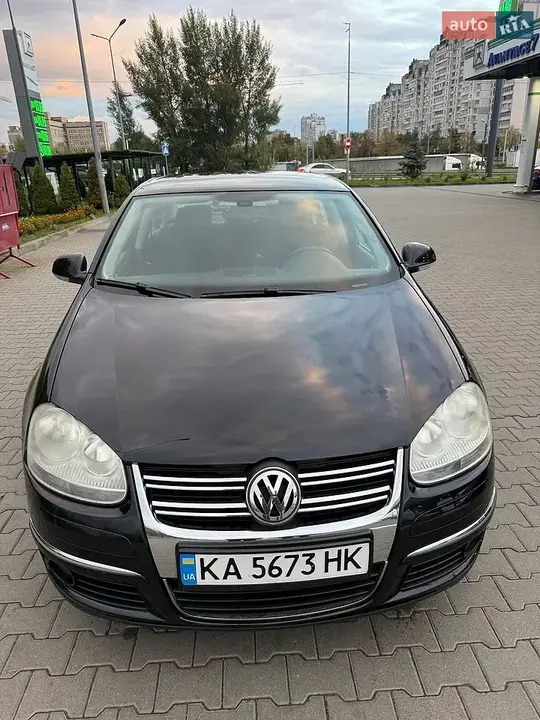 Volkswagen Jetta 2009 photo 4