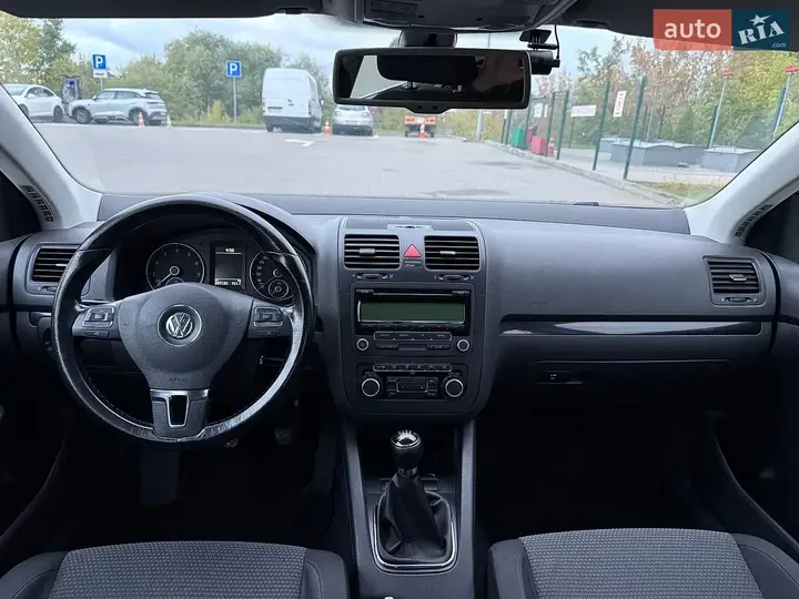Volkswagen Jetta 2009 photo 5