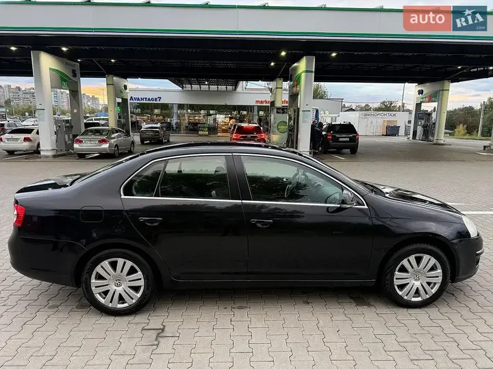 Volkswagen Jetta 2009 photo 3