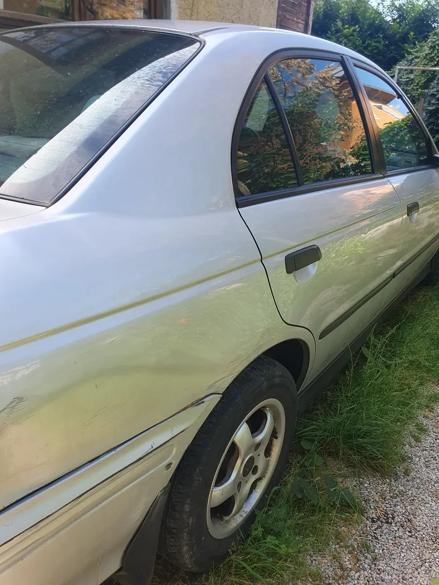 Honda Accord 1998 photo 2