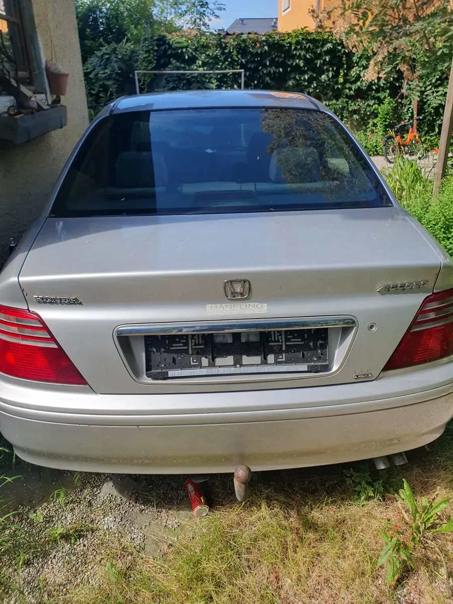 Honda Accord 1998 photo 3