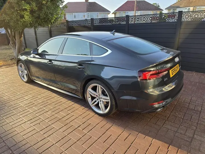 Audi A5 2019 photo 4