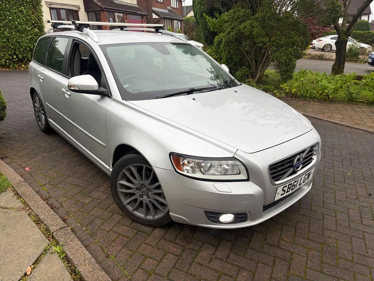 Volvo V50 2012 photo 2