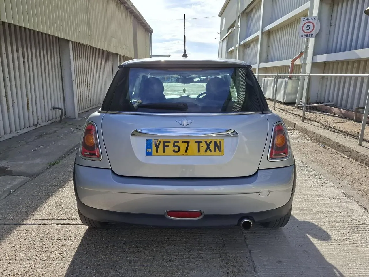 Mini One 2007 photo 5