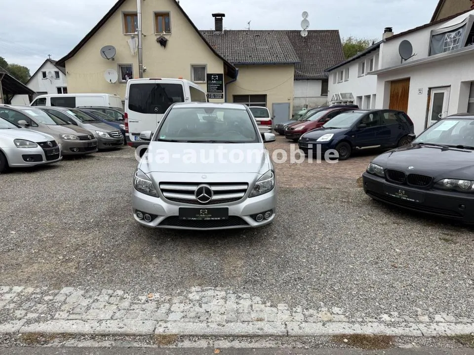 Mercedes-Benz B