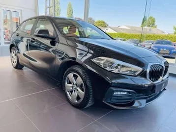 BMW 1 Series 2023 photo 3