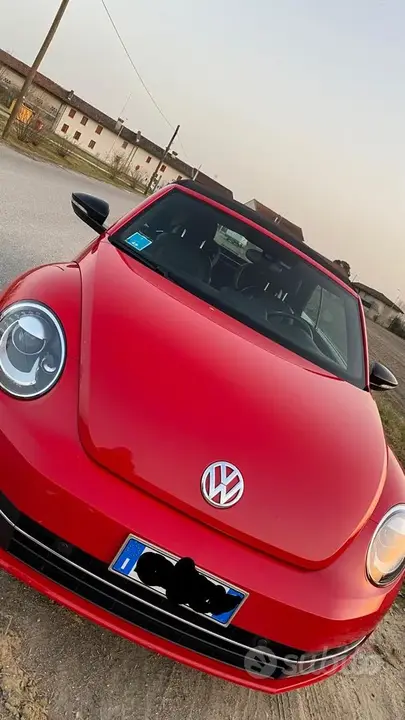 Volkswagen Beetle Cabrio 2013 photo 2