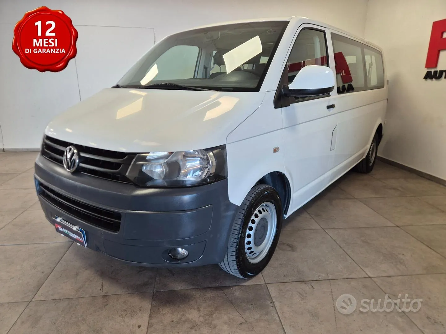 Volkswagen Transporter Caravelle 2011 photo 3