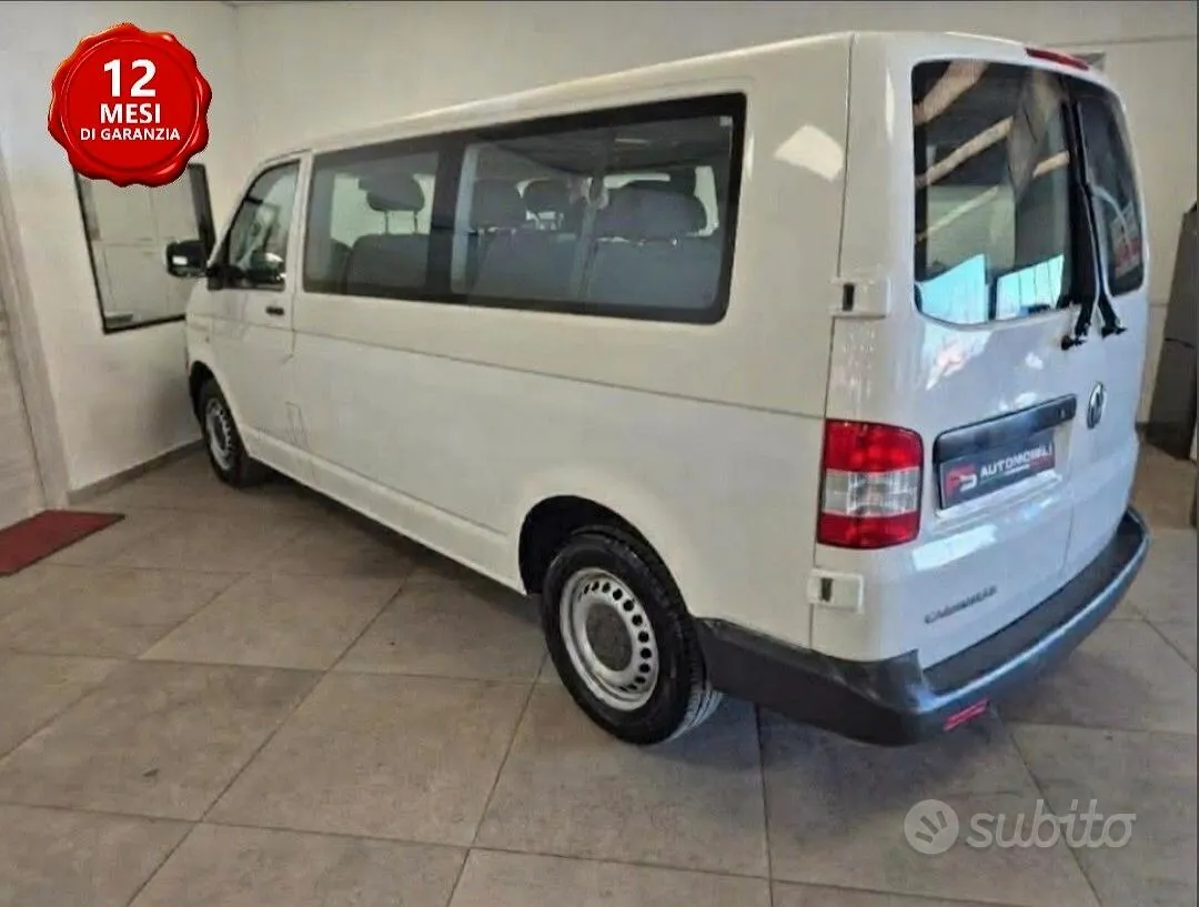 Volkswagen Transporter Caravelle 2011 photo 4
