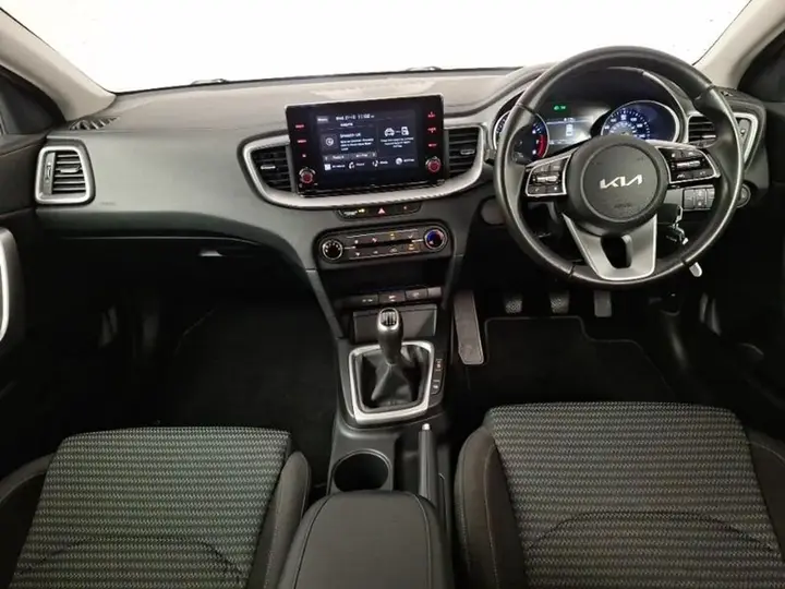 Kia Xceed 2023 photo 3
