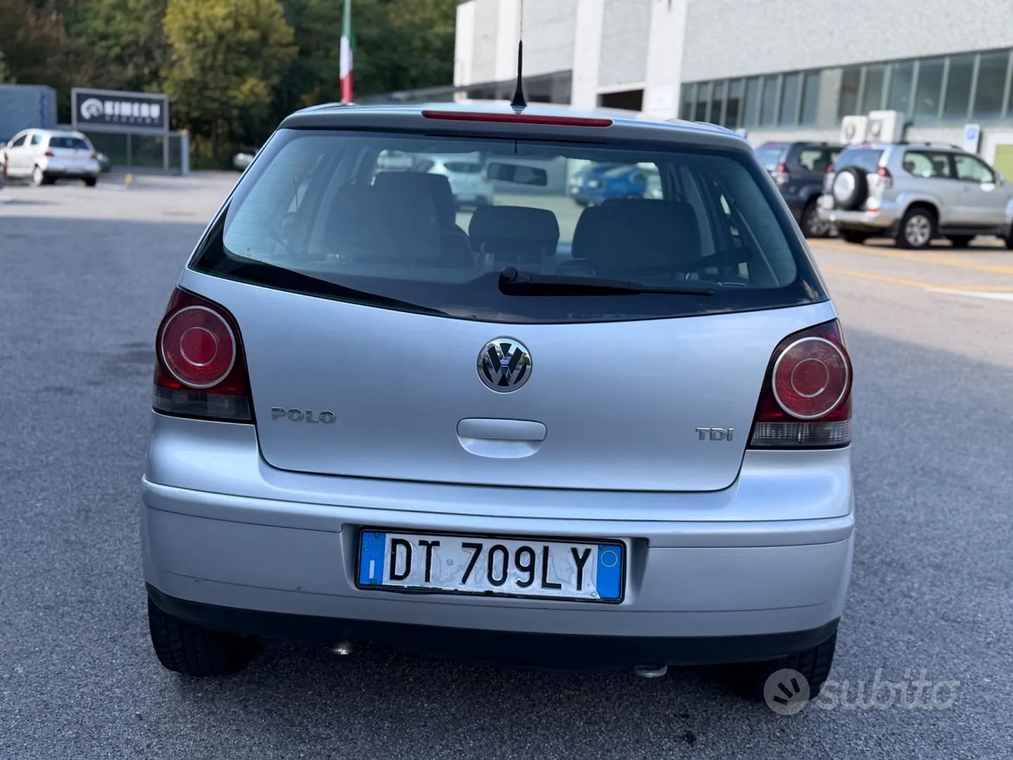 Volkswagen Polo 2009 photo 5