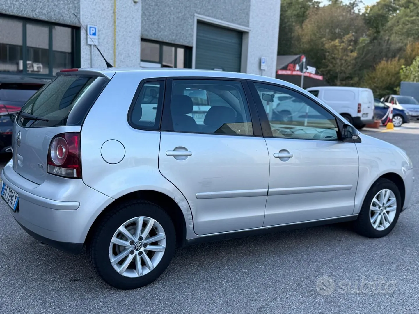 Volkswagen Polo 2009 photo 4
