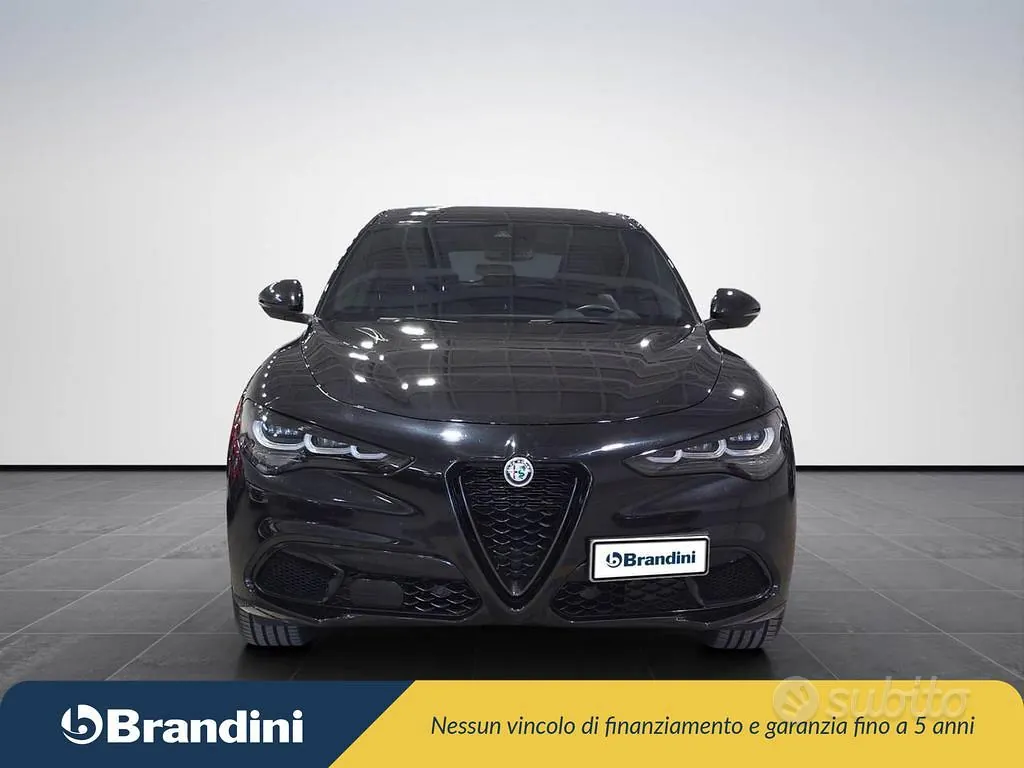 Alfa Romeo Stelvio 2023 photo 3