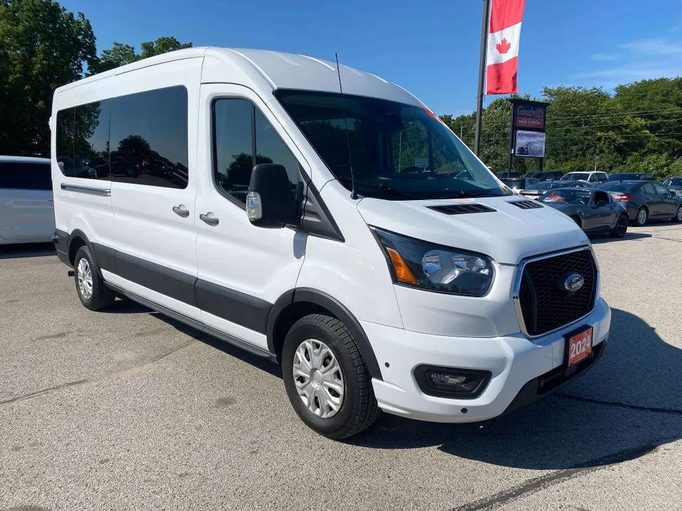 Ford Transit 2024 photo 3
