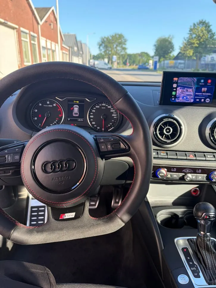 Audi A3 2013 photo 2