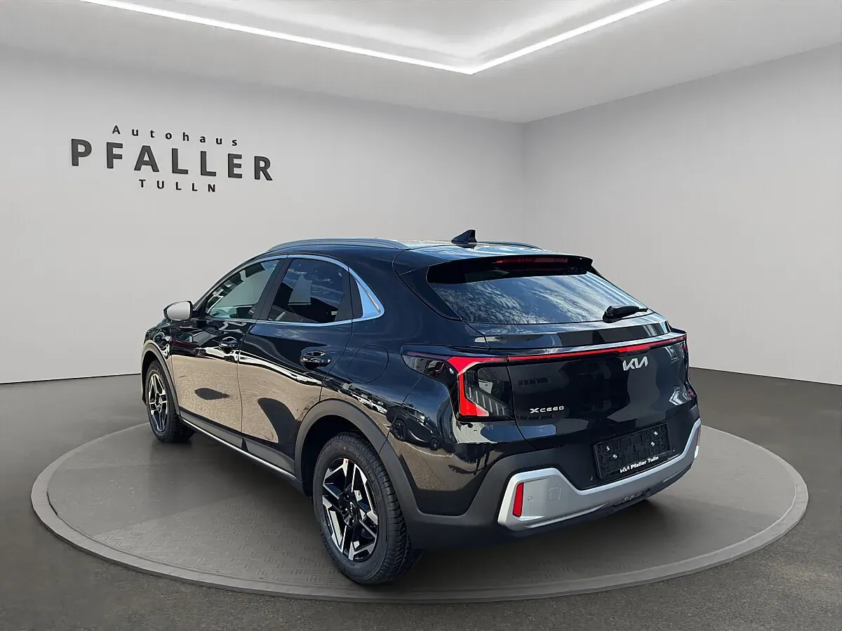 Kia Xceed 2027 photo 2