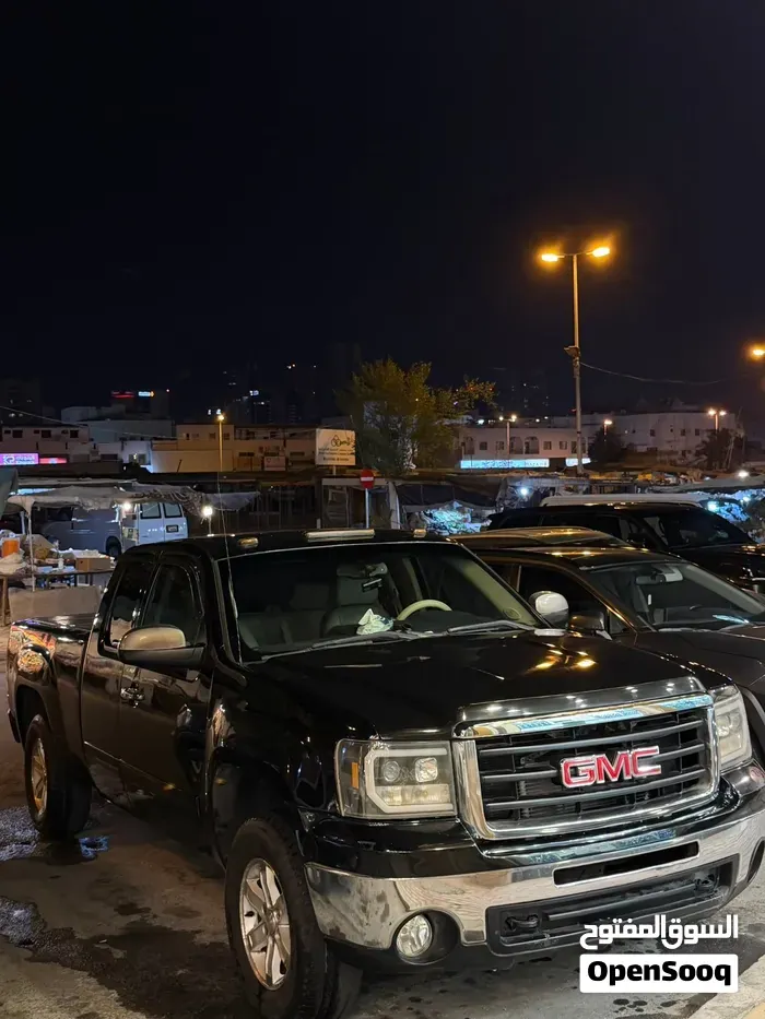 GMC Sierra