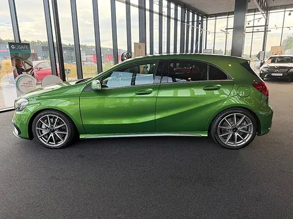Mercedes-Benz A45 2018 photo 4