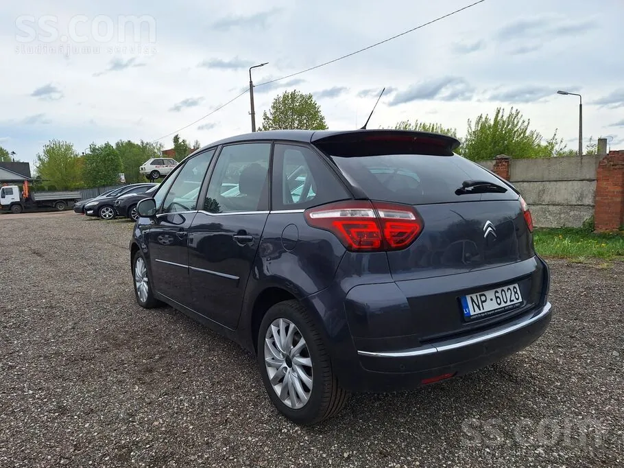 Citroen C4 Picasso 2011 photo 4