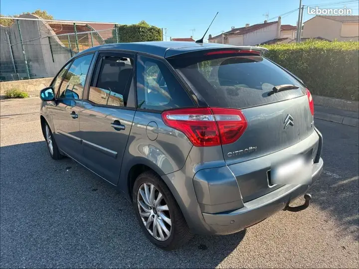 Citroen C4 Picasso 2007 photo 2