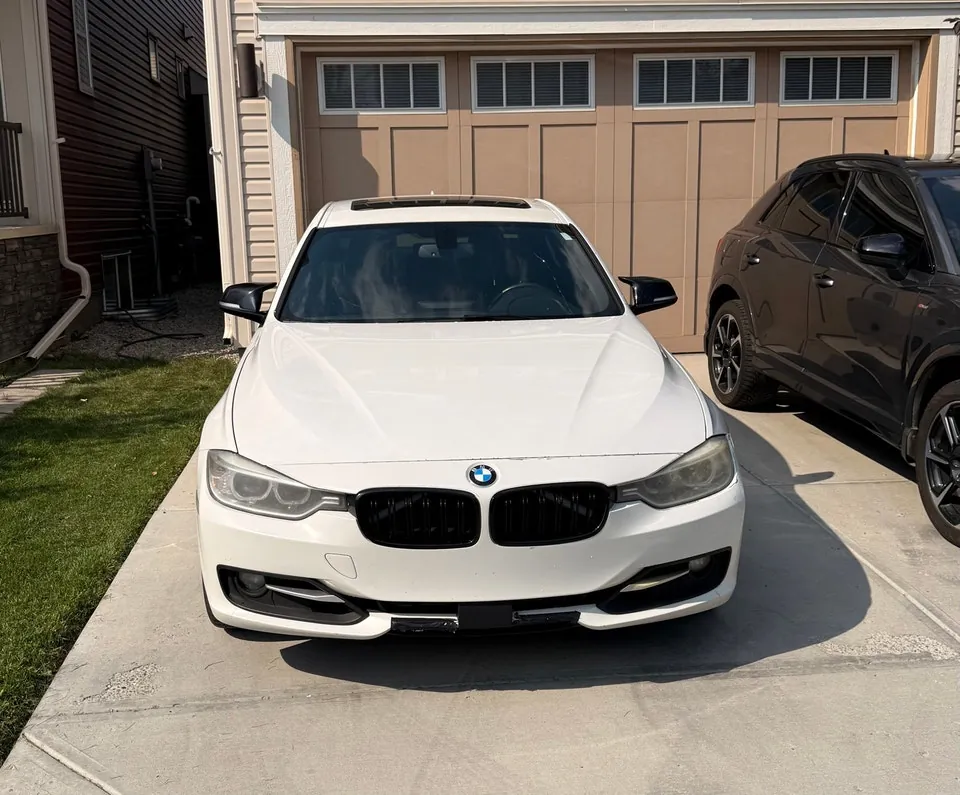 BMW 328I