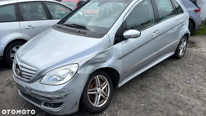 Mercedes-Benz B-Class 2006 photo 2