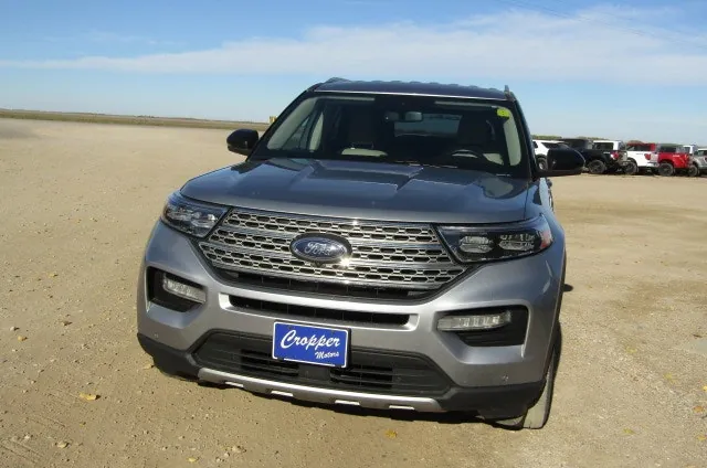 Ford Explorer 2022 photo 3