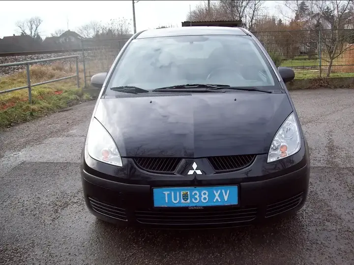 Mitsubishi Colt 2009 photo 2